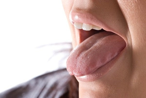 IF YOU HAVE STRESS AND A PARCHED SENSATION, IT CAN BE DRY MOUTH. HERE’S HOW YOU CAN TELL…